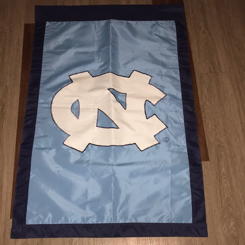 Huge UNC Outdoor Flag